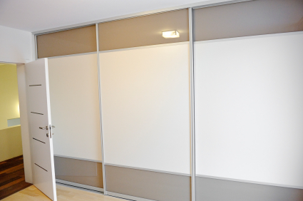 What is a Lift and Slide Door