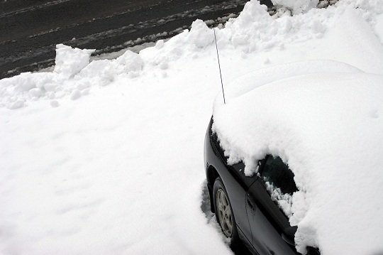 Keep Snow off Vehicle Bodywork and Windshields - Snow Removal