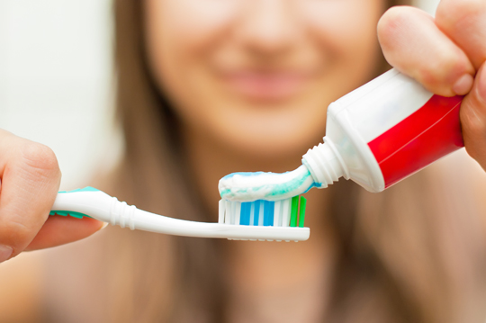 Best Toothpaste For Sensitive Teeth - Dentists