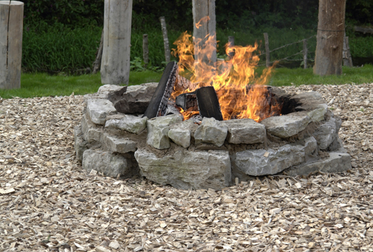 Building A Stone Fire Pit - Landscapers