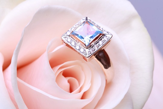 How Much Money Should You Blow On A Ring When Popping the Question?
